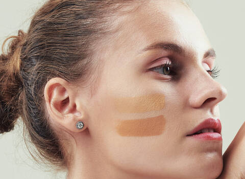 Bronzer vs. Contour: What's The Difference?
